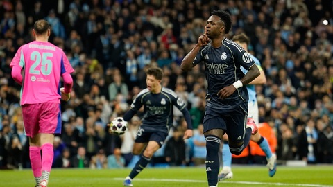  Vinicius Jr ‘phiên bản Quả bóng vàng’ đã trở lại!